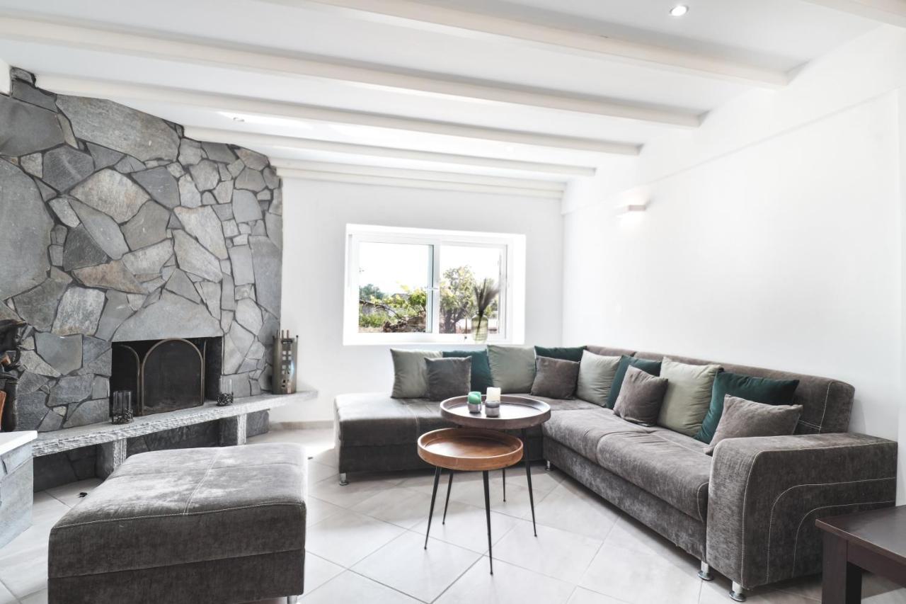 Vakantiehuis Moute House By Corfuescapes Agioi Douloi